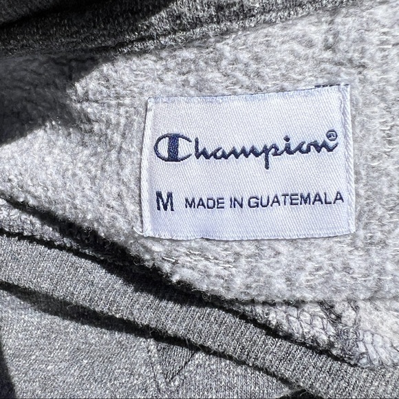 CHAMPION University of Notre Dame Crewneck Sweatshirt Size Women’s Medium - Picture 7 of 7